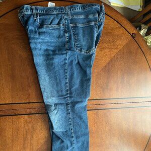 Old Navy Men’s Jeans. 36x32. Straight. “Built-in flex.” Worn once.
